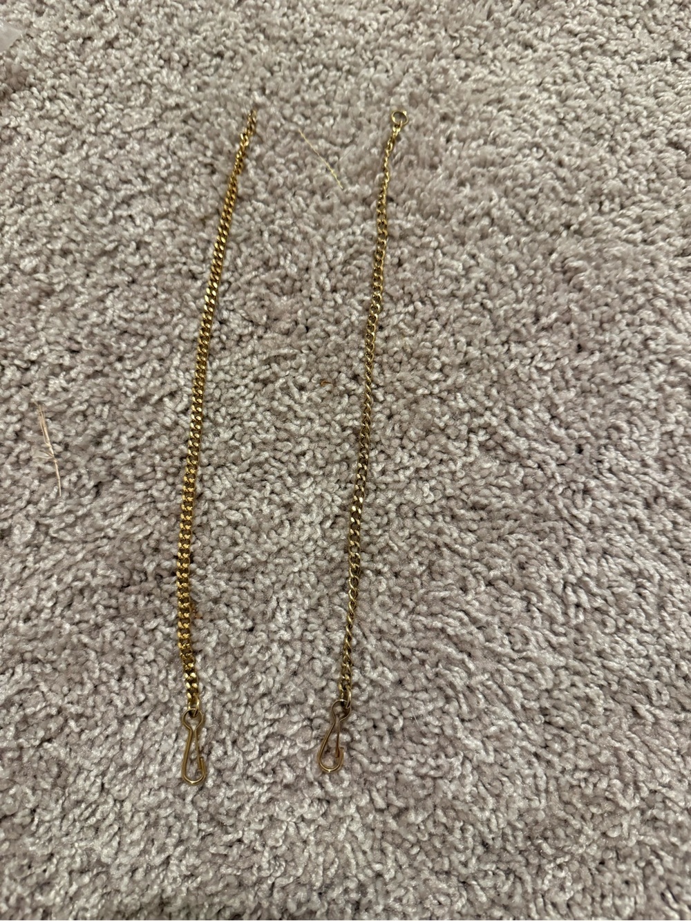 Louis Vuitton Gold-Tone Chain B55